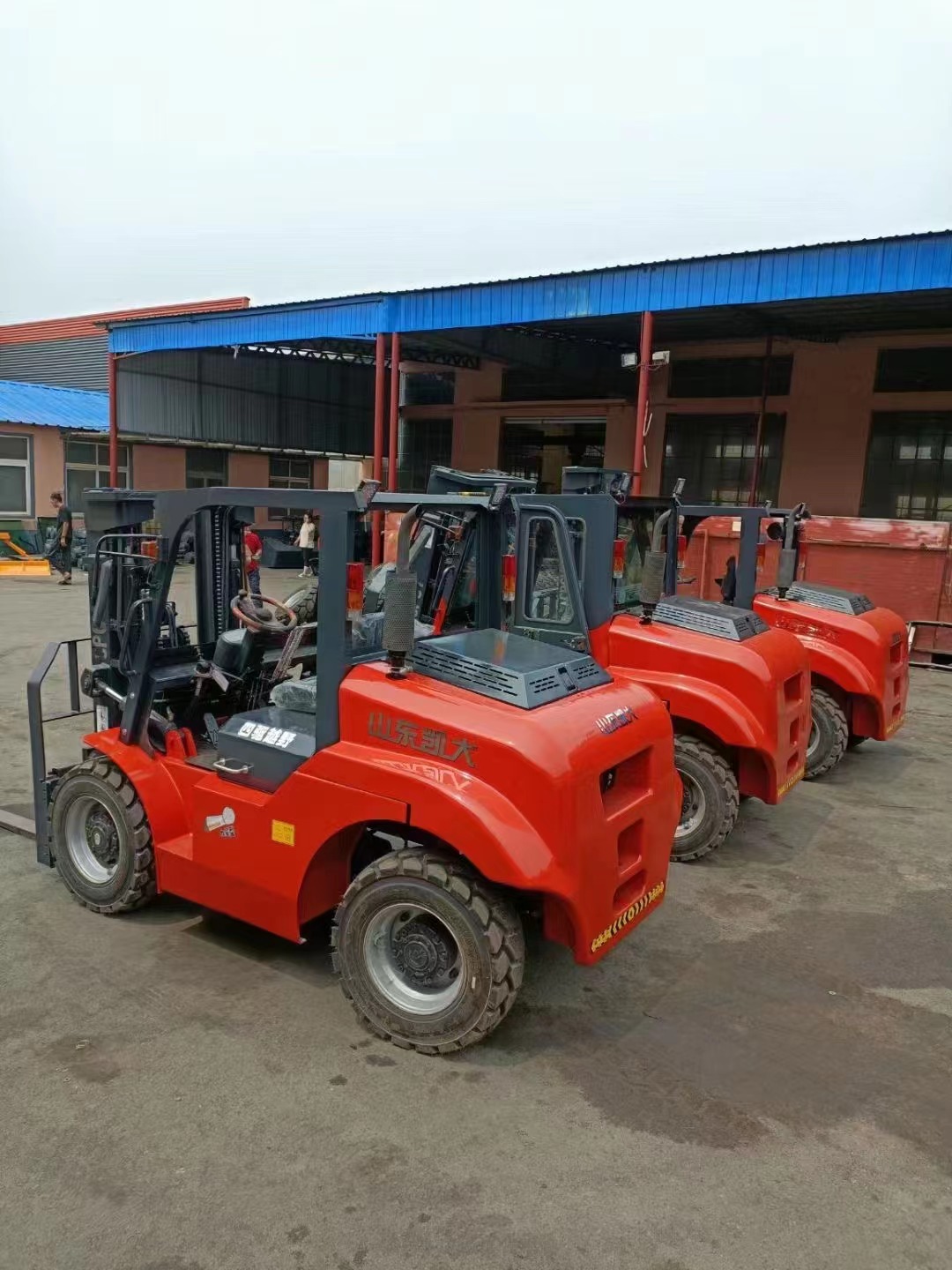 2025行业内多功能越野叉车定制厂家前十排名:山地林业搬运难题破解,越野叉车定制化方案 2025行业内多功能越野叉车定制厂家前十排名:山地林业搬运难题破解,越野叉车定制化方案